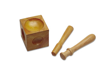 Jewelry making tools at The Makery