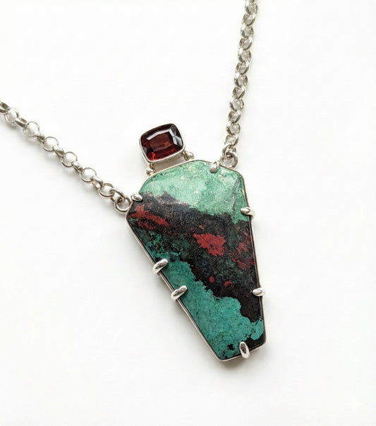 Faceted Stones and Elevated Prongs with Julie Sanford!